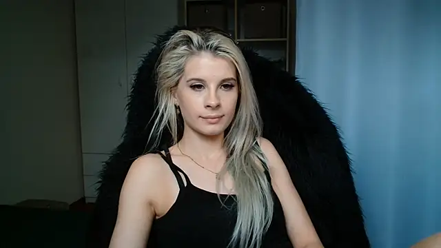 KristineGlow live