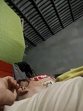 Moon_squirtt live