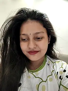 Pavitra_Sharma live