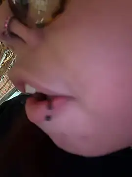moan4mona live