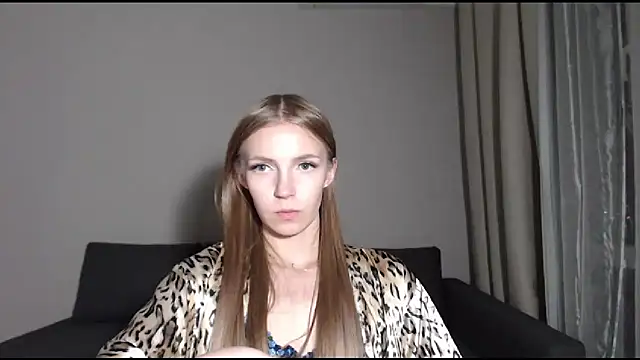 HitGyrl live