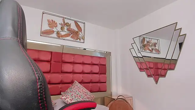 SaraWagner_ live
