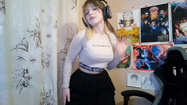 MilaTyan live