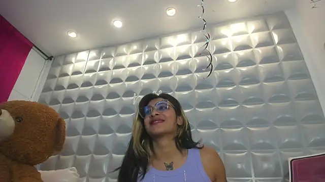 Ashly_Lennox live
