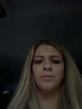 Love_Bri live