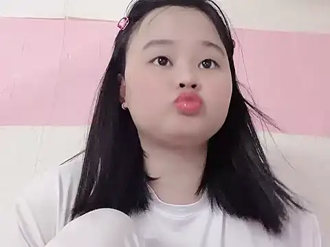 Elysia679 live