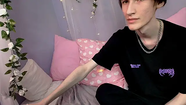NoriMoore live