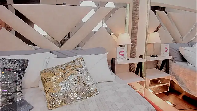 Megan_delarosse live