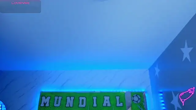 mia_foster_t live