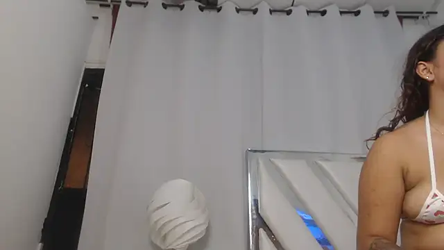 AlannaHarper live