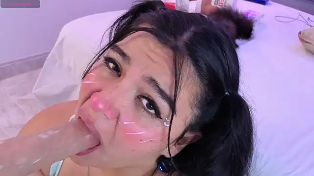 Sofiaa_Bloom live