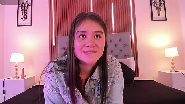 VictoriaaCruz live