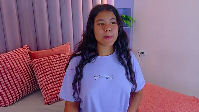 AhslyEvans__ live
