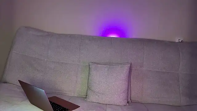 leila_elli live