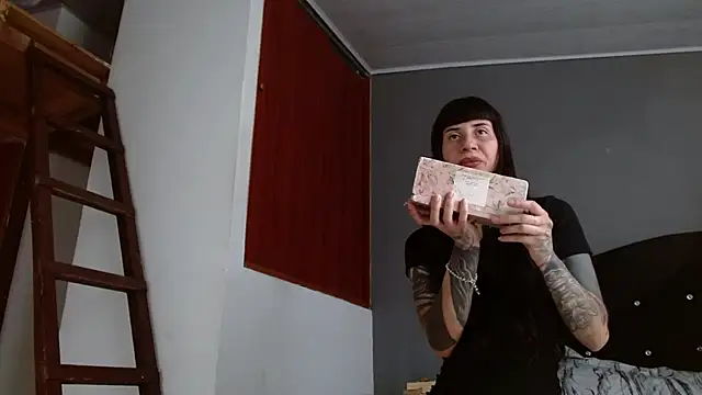 Emilia_1995 live