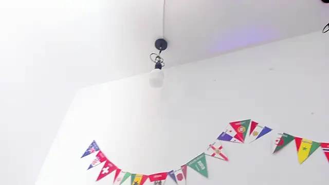 Katty_West live