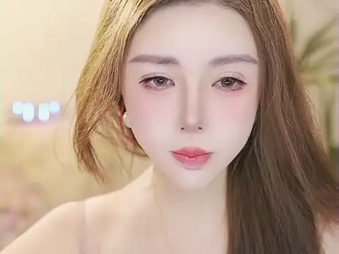 Qiaoqiao__ live