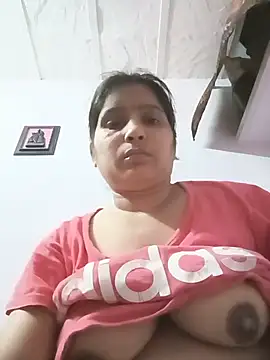 Ritika_singh71 live