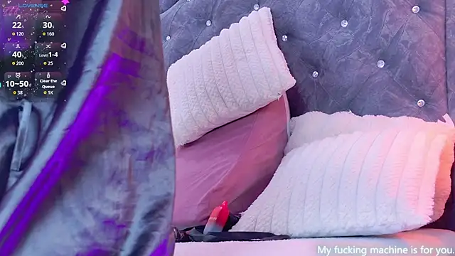LiaTeylor live