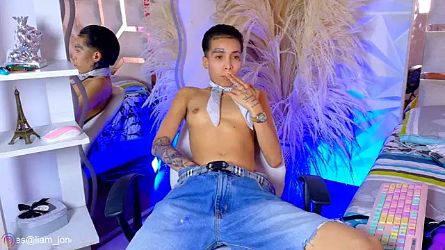 Jonesliam23 live
