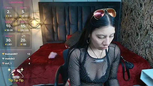 Abril_Fox__ live