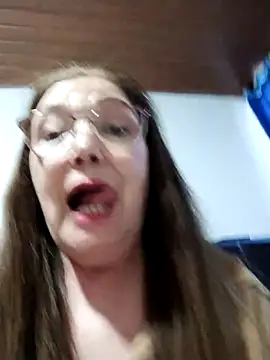 Vicky_Rosse live