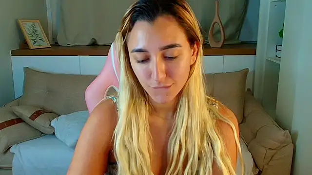 Luuna_Velvvet live