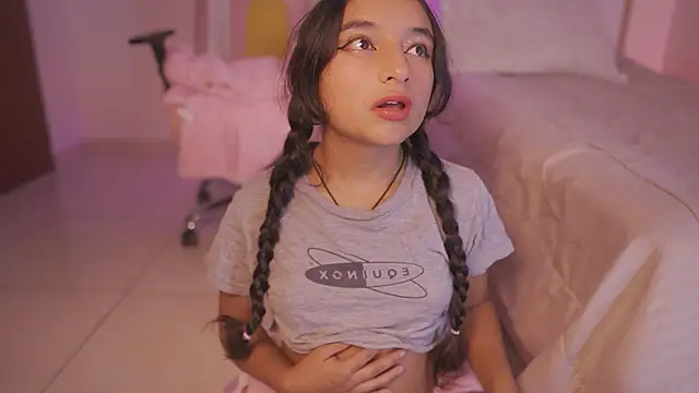 _emily_jonexs live