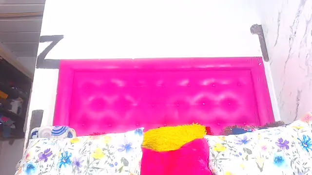 LoloQueen5 live