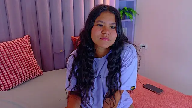 AhslyEvans__ live