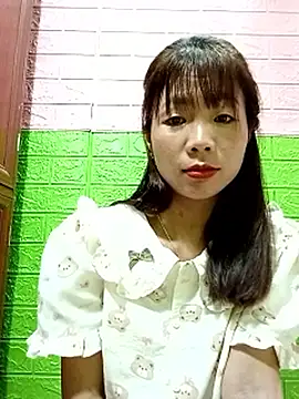 AmyLinee01 live