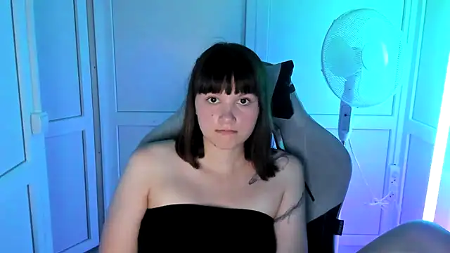 Vanilla_Vixen live
