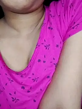 Ishaniya live