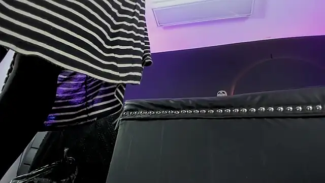 _Jade_16 live
