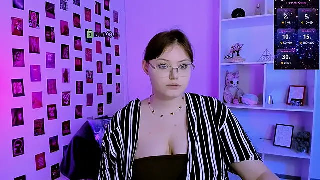 nikole_kitt live
