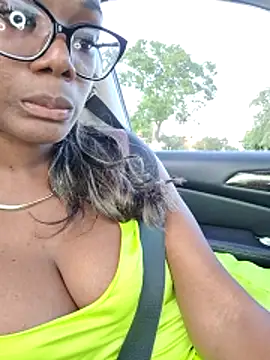 Hottiechocolatier profile
