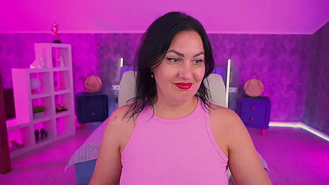 VelvetLuck live