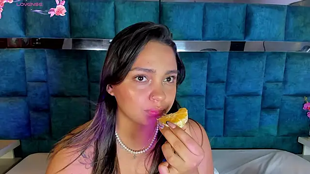 Abril_Gomez06 live