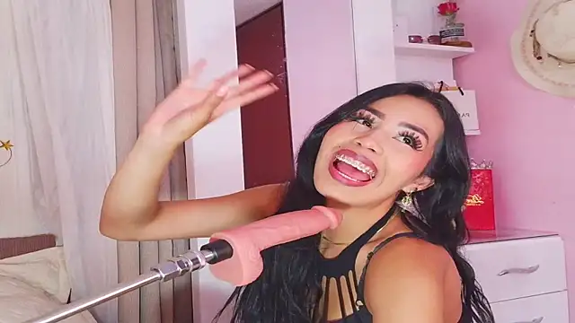 Miss_Charlottet live