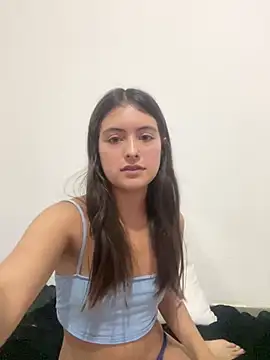 serenaa_velvett live