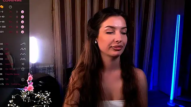 Laura_Bess live