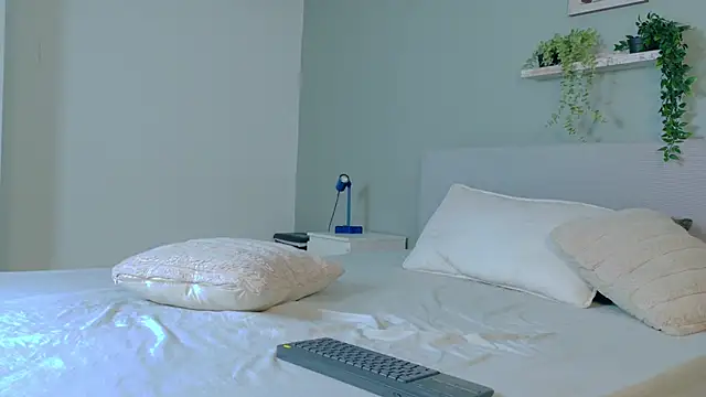 AmeliaLaurent_ live