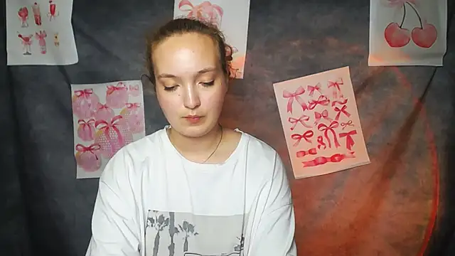 MissAriaa live