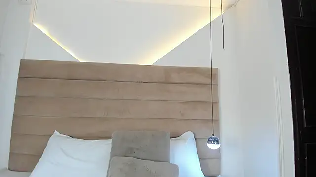 AteneaSweety live