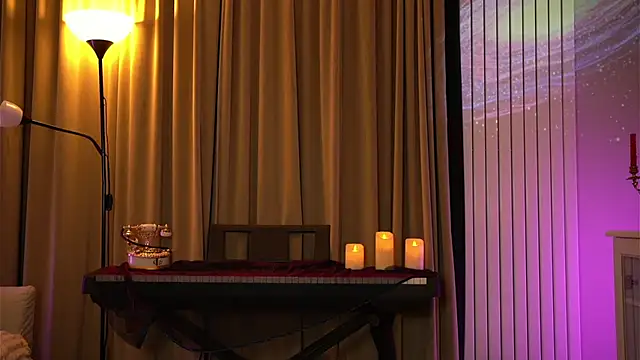 Your_Nicolett live