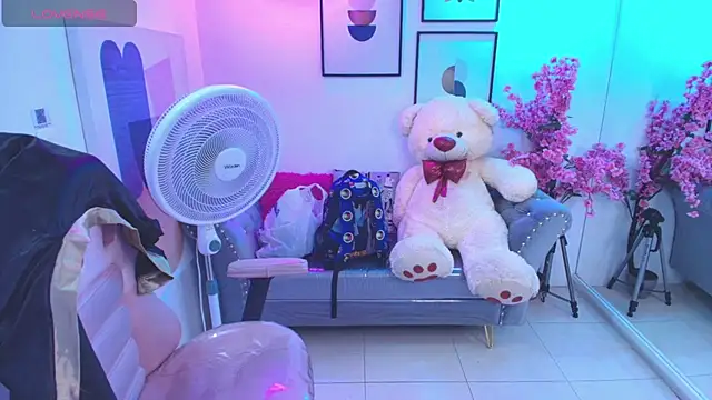 Shady_bug live