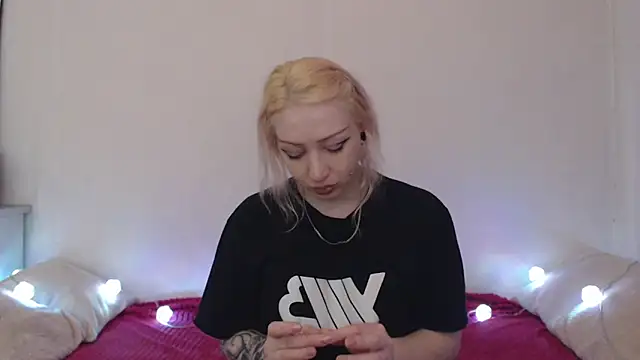 Emily_hardcore profile