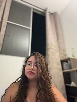 CurlyGirl_1 live