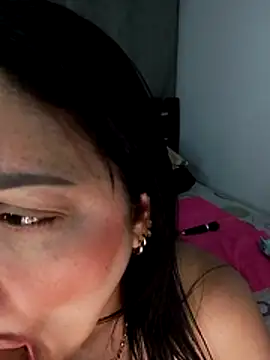 tiffany_Johnson1 live
