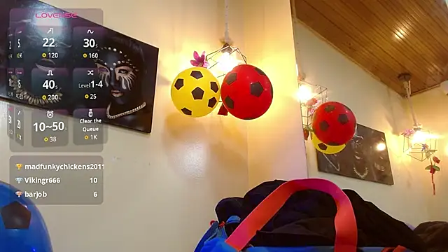 Eve_Bennett live